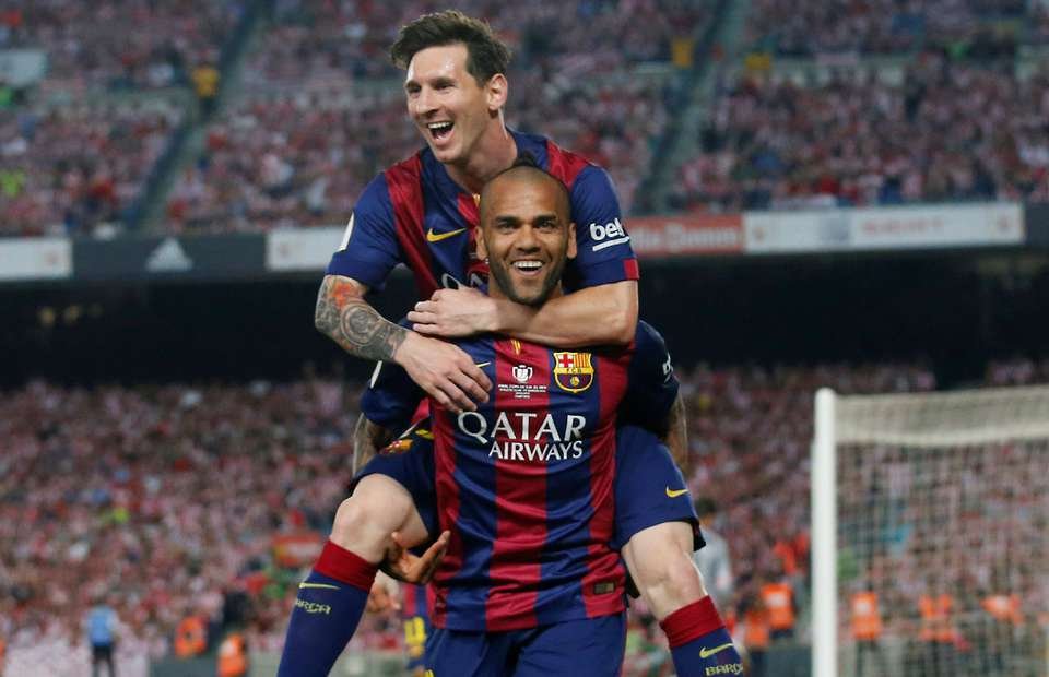 Lionel Messi Best friend - Dani Alves