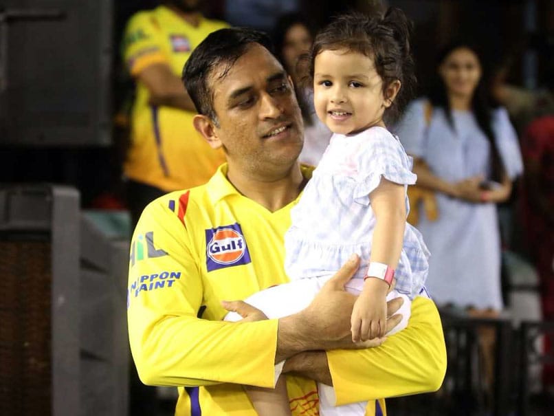 ms dhoni family photo