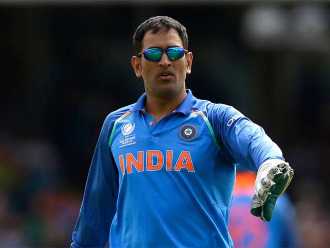 Why MS Dhoni is called Captain Cool?