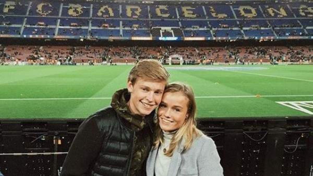 Who is Frenkie de Jong's girlfriend?