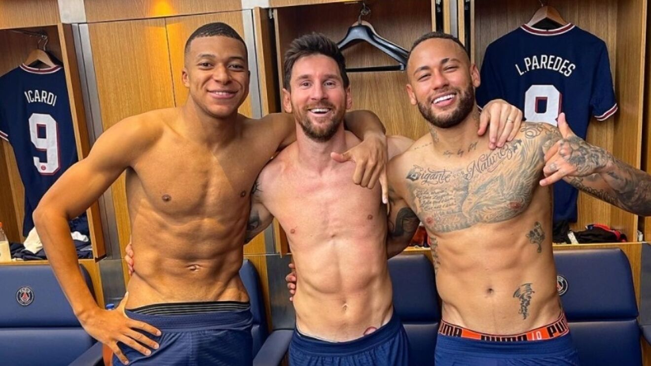 Why Messi is not scoring in PSG - Messi Neymar Mbappe