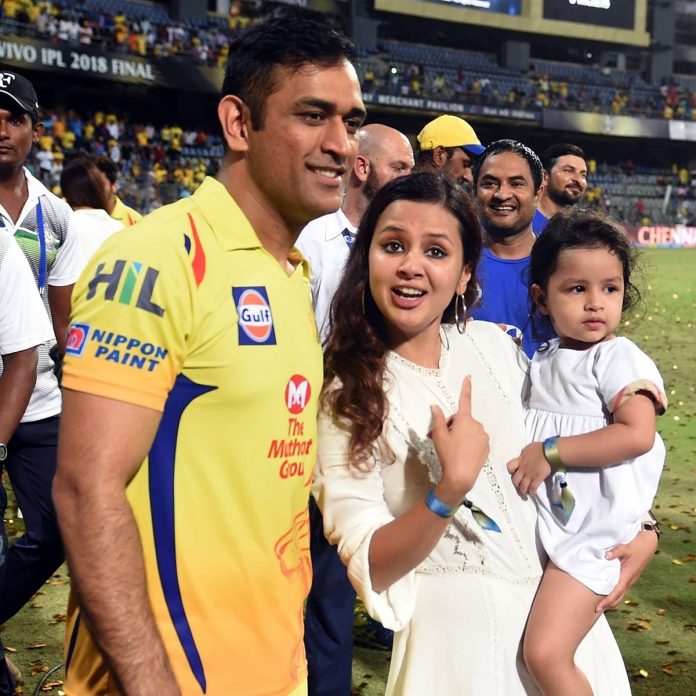 MS Dhoni Family : Parents, Siblings, Wife and Daughter
